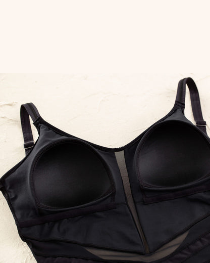 Bañador reductor con transparencias en abdomen